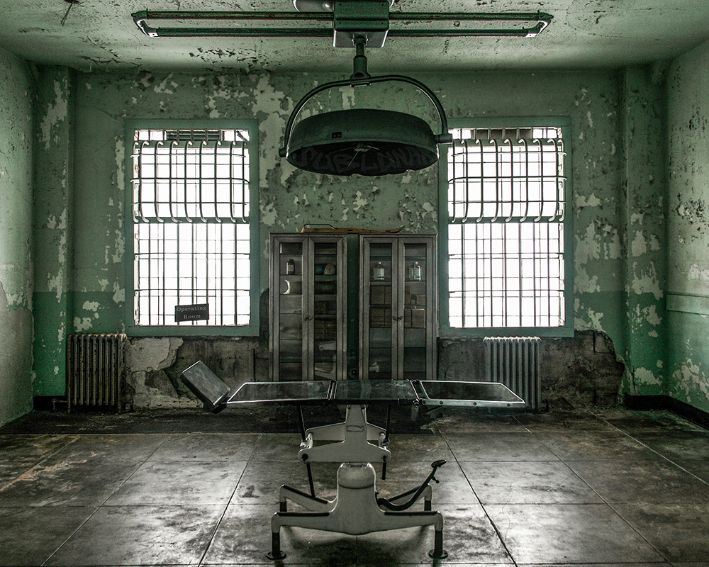 Alcatraz Prison Operating Room © 2023 sublunar