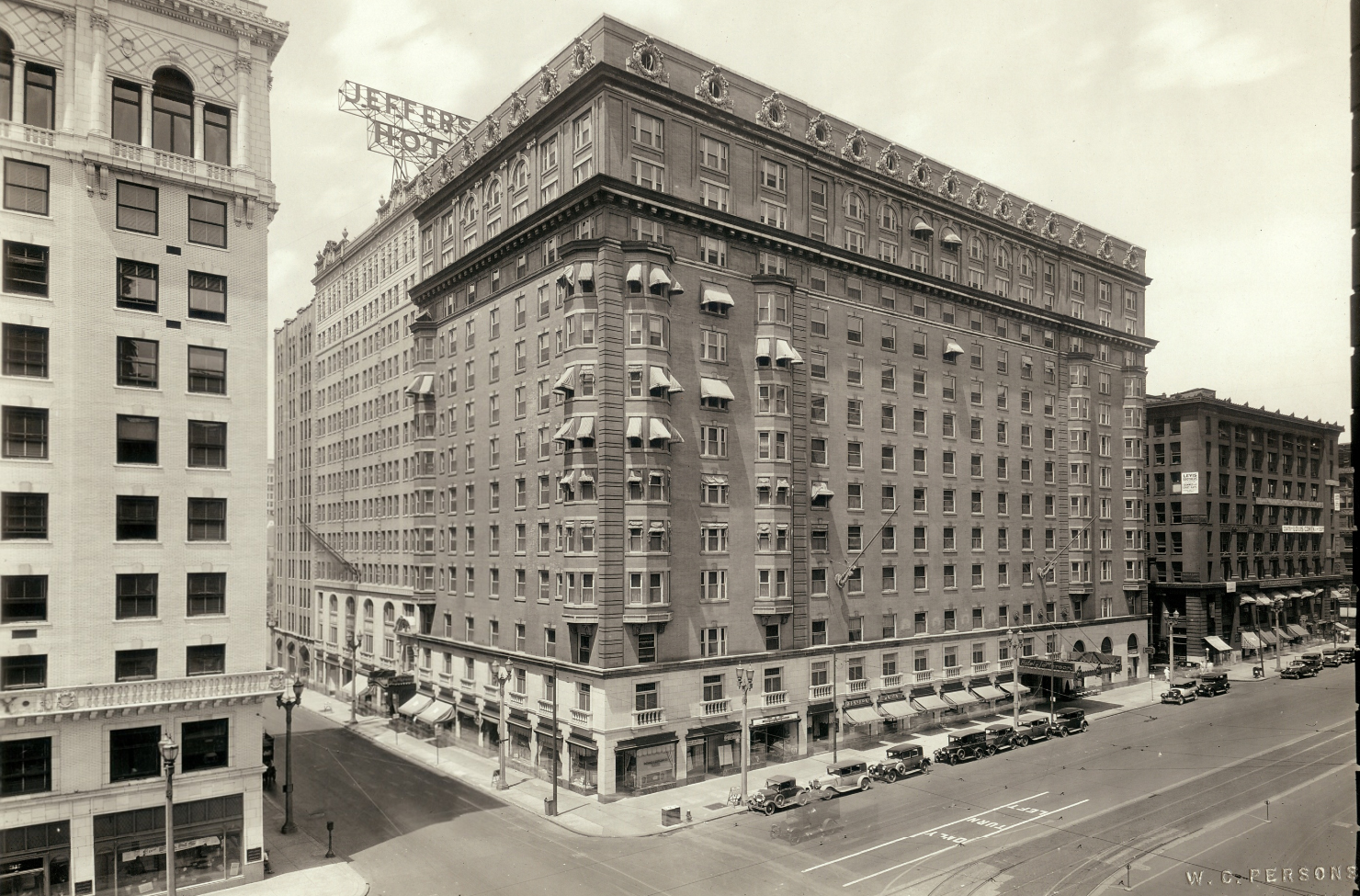 Historic Hotel Jefferson photos courtesy of the Missouri Historical Society